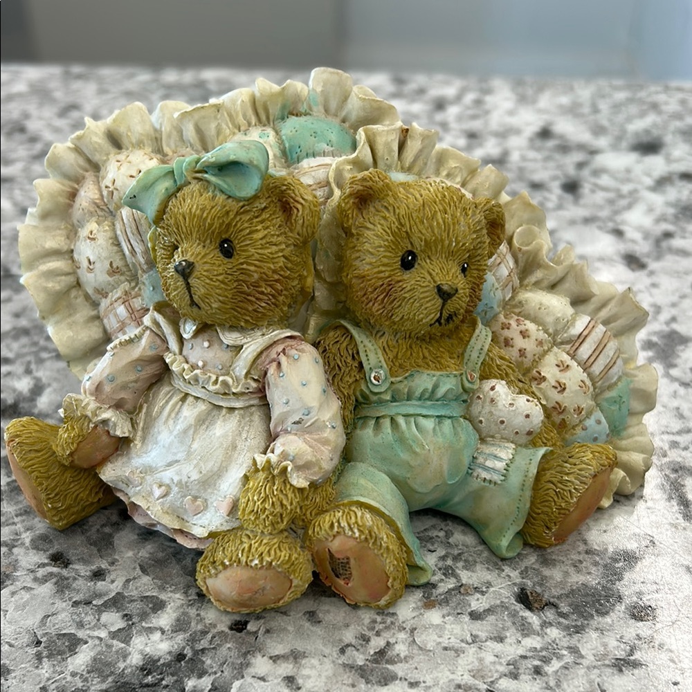 Cherished teddies